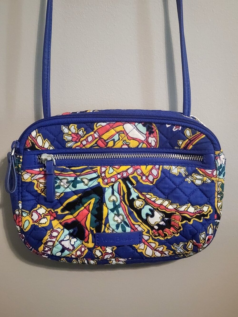 Vera Bradley Iconic RFID Little Crossbody bag, retired Romantic Paisley